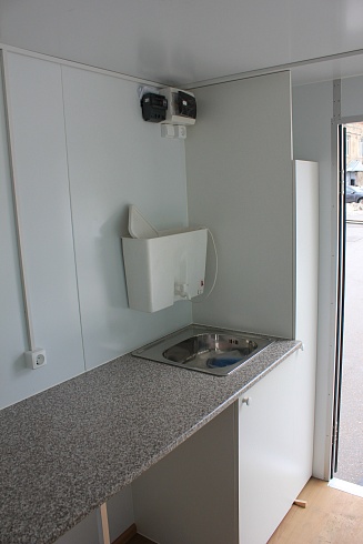 Торговый прицеп 212140-2