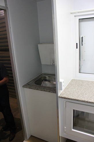 Торговый прицеп 212125-2