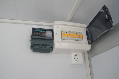 Торговый прицеп 212143-2