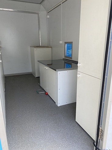 Торговый прицеп 212130 Люкс