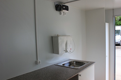 Торговый прицеп 212140-3