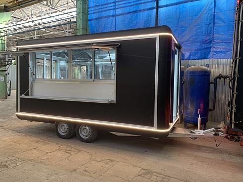 Торговый прицеп 212160 Люкс